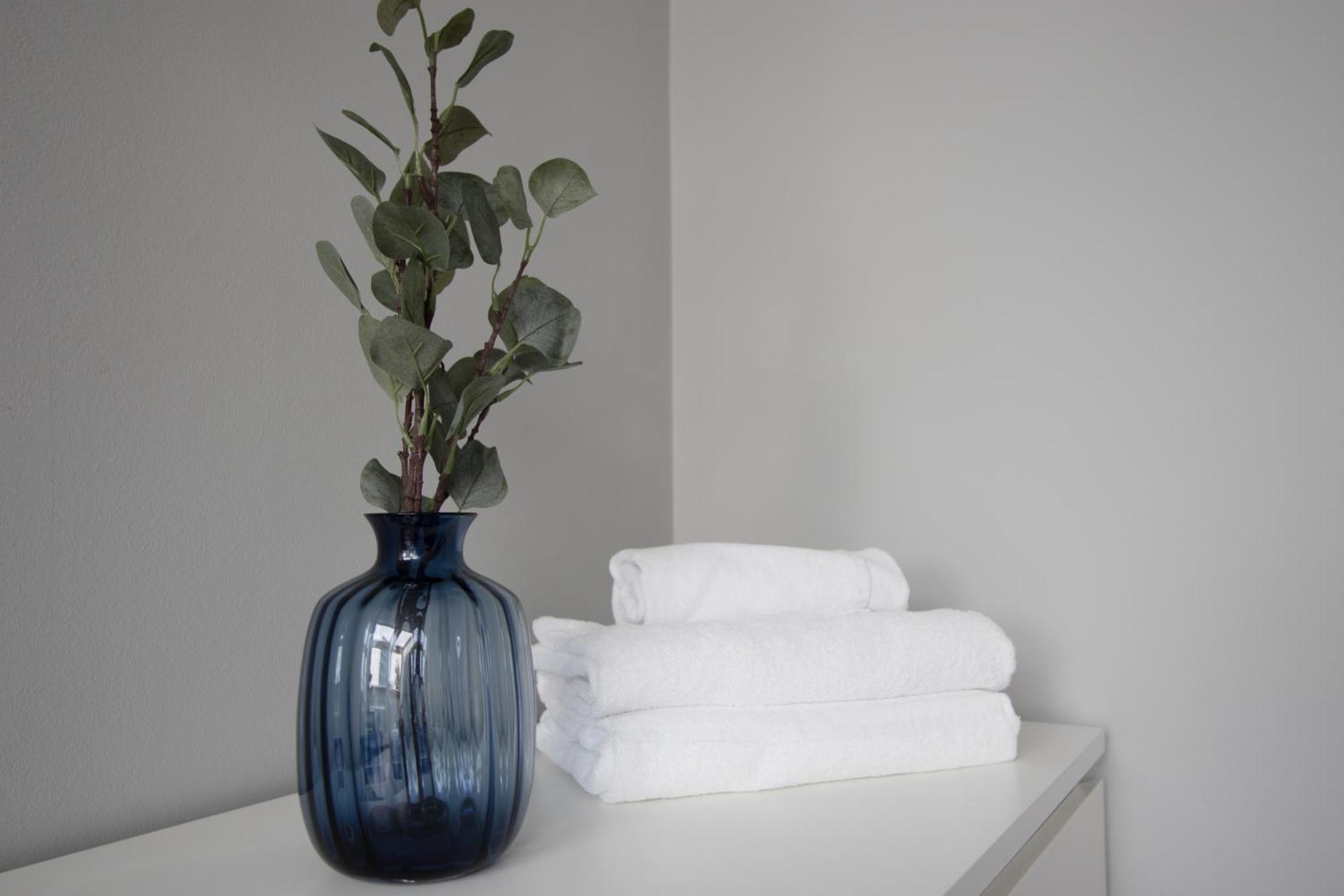 Penthouse With Patio & 2 Baths, 10 Min To Duomo Apartment Milan Luaran gambar